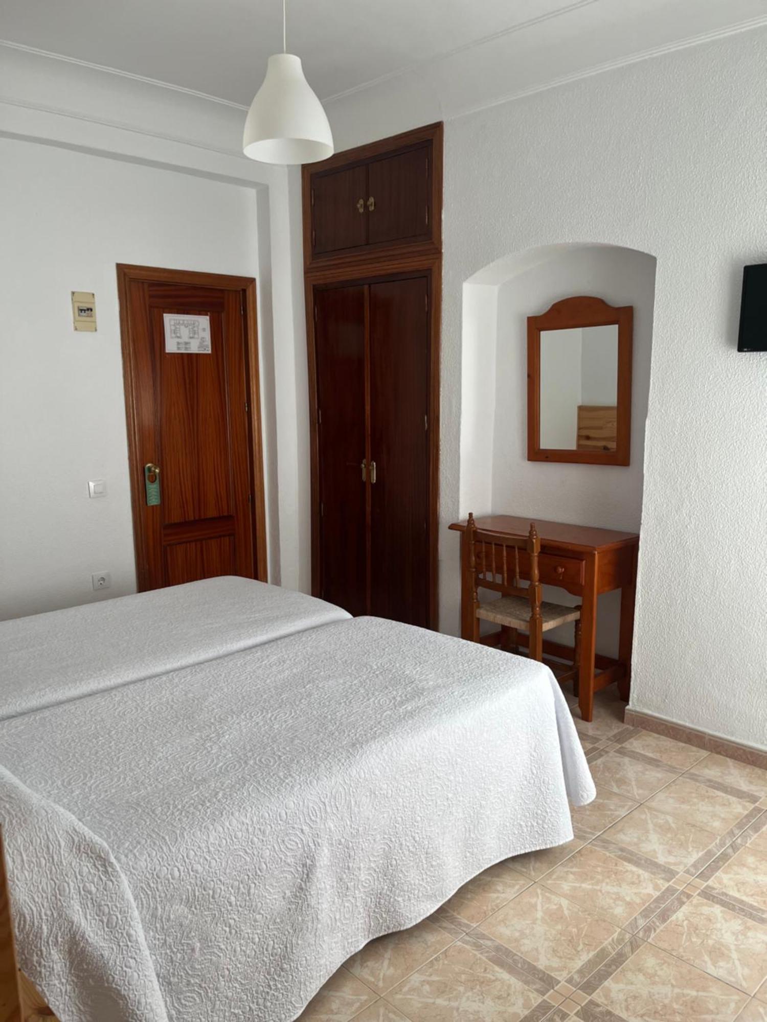 Hostal Barbate Exterior foto